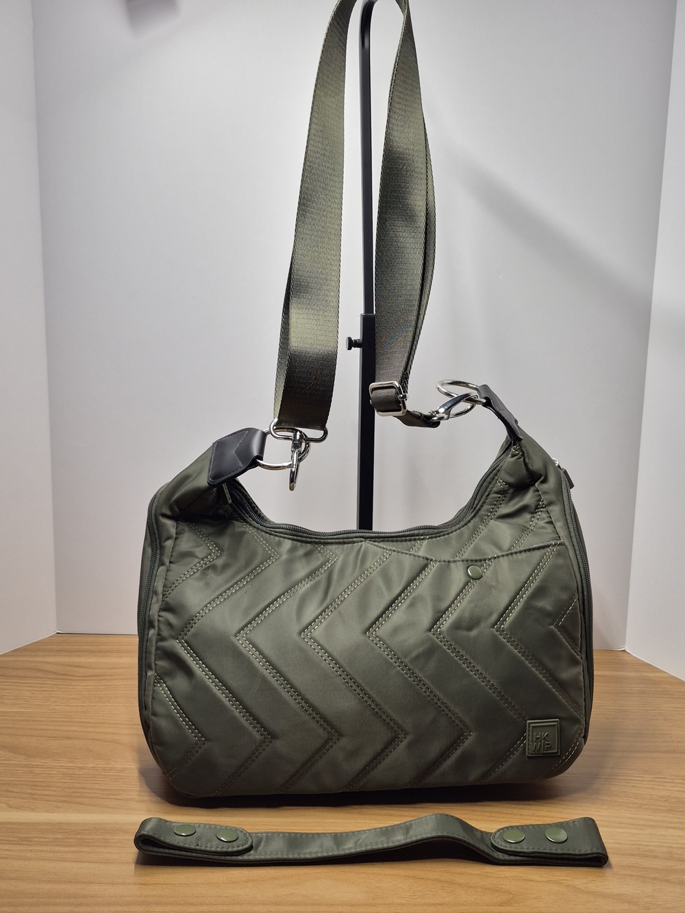 IHKWIP Olive Green Quilted Nylon Crossbody Shoulder Bag Lightweight Chevron